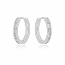 Brinco Argolinha Cravejado de Zircônia Cristal Banhada a Prata Brinco Argolinha Cravejado de Zircônia Cristal Banhada a Prata