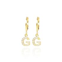 Brinco Argolinha De Letras de G ao M Com Zircônias Brinco Argolinha De Letras de G ao M Com Zircônias