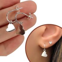 Brinco Argolinha De Prata 925 Com Pingente de Coração Cheio Delicado Brinco Argolinha De Prata 925 Com Pingente de Coração Cheio Delicado