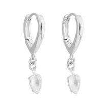 Brinco Argolinha Gota Com Zircônia Coração Banhado a Prata 925 Brinco Argolinha Gota Com Zircônia Coração Banhado a Prata 925