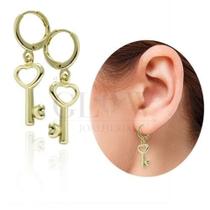 Brinco Argolinha Pingente Chave Banhos Brinco Argolinha Pingente Chave Banhos