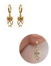 Brinco Argolinha Pingente Coruja Folheado Ouro 18k Antialérgico