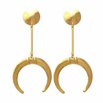 Brinco Articulado com Pingente de Lua Crescente Folheado em Ouro 18K Softjoias