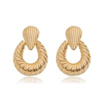 Brinco Banhado A Ouro 18K Gota Texturizado Médio Brinco Banhado A Ouro 18K Gota Texturizado Médio