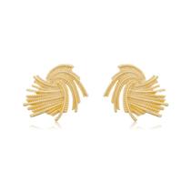 Brinco Banhado A Ouro 18k Texturizado Médio Brinco Banhado A Ouro 18k Texturizado Médio