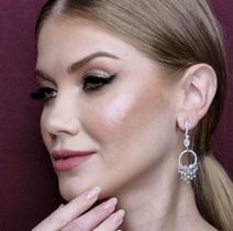 Brinco Banhado a Ródio Branco Cravejado com Zircônia Brancas Pendulo Brinco Banhado a Ródio Branco Cravejado com Zircônia Brancas Pendulo