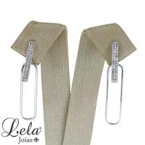 Brinco base retangular alongada cravejada e pendulo retangular vazado prata 925