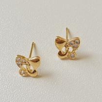 Brinco Borboleta Dourado Pequeno