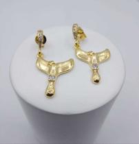 Brinco cauda de sereia cravejado mm zircônia banhado a ouro Brinco cauda de sereia cravejado mm zircônia banhado a ouro