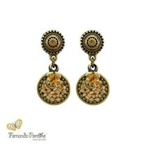 Brinco Chapinha com Cascalho Bege e Dourado - 11528