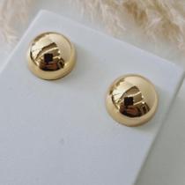 Brinco círculo liso robusto folheado em ouro 18k Brinco círculo liso robusto folheado em ouro 18k