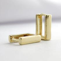 Brinco Click Minimalista Quadrado Banhado em Ouro 18K Brinco Click Minimalista Quadrado Banhado em Ouro 18K