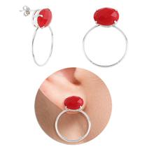 Brinco Com Pedra Acrílica Vermelha E Argola PRI Style Folheado A Prata Antialérgico