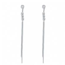 Brinco Comprido Dois Fios e Zircônia Banhado a Prata