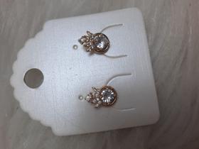 Brinco coroa zirconia Brinco coroa zirconia