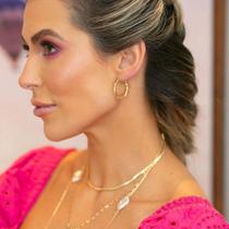 Brinco de argola torcida Brinco de argola torcida