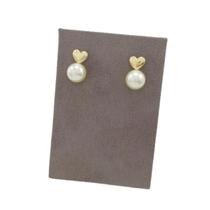 Brinco De Pérola Banhado a Ouro 18K Base De Coração Bijou Art