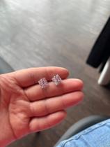 Brinco de prata com pedra de zirconia 8x8 mm