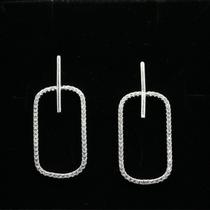 Brinco de prata retangulo com zirconias Brinco de prata retangulo com zirconias