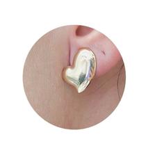 Brinco De Pressão Coração Folheado A Ouro Sem Furo