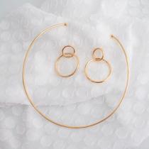 Brinco Dois Aros Semijoia Banhada em Ouro 18k - BR021642 Brinco Dois Aros Semijoia Banhada em Ouro 18k - BR021642
