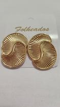 Brinco Dourado em Caracol Frisado folheado em ouro 18K