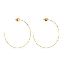 Brinco Dourado Grande de Argola com Detalhe de Flor em Strass Brinco Dourado Grande de Argola com Detalhe de Flor em Strass