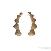 Brinco Ear Cuff 5 Corações Folheado Ouro 18k Antialérgico