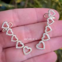 Brinco ear cuff hearts cravejado ouro semijoia