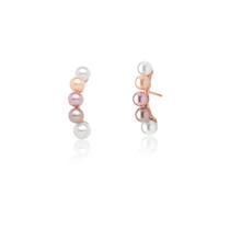 Brinco ear hook com pérolas em quatro tons