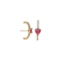 Brinco ear hook coração rubi central banhado a ouro Brinco ear hook coração rubi central banhado a ouro