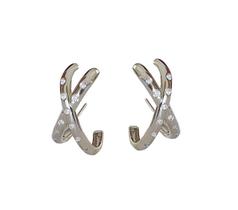 Brinco ear hook em x com cravação banhado a ródio - zircônias Brinco ear hook em x com cravação banhado a ródio - zircônias