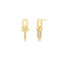 Brinco elos thick cravejado banhado a ouro - zircônias - 2,7 cm x 0,7 cm