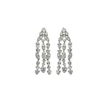 Brinco em pêndulo com formas geométricas banhado a ródio branco