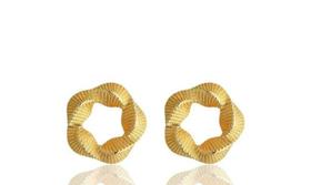 Brinco Estrela Textura - Ouro 18k