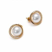 Brinco Feminino Elegante com Pérola Branca e Micro Pedras Brilhantes Brinco Feminino Elegante com Pérola Branca e Micro Pedras Brilhantes