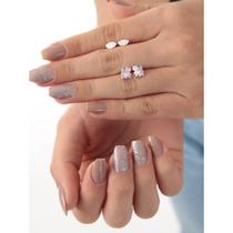 Brinco Feminino Em Prata Resinada Com Detalhe Branco Brinco Feminino Em Prata Resinada Com Detalhe Branco