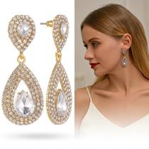 Brinco Feminino Pingente Cristais Dourado Longo Zircônias Luxuoso Strass Festa Brinco Feminino Pingente Cristais Dourado Longo Zircônias Luxuoso Strass Festa