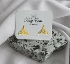 Brinco fixo cauda de sereia estampado