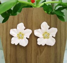 Brinco flor rosê - Durvalina Acessórios