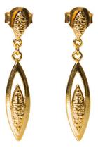 Brinco Folheado A Ouro 18k - Manuela Beatriz Brinco Folheado A Ouro 18k - Manuela Beatriz