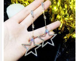 Brinco Folheado Estrela Stras Brilhante Pendurado