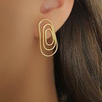 Brinco Formas Orgânico Oval Banhado a Ouro