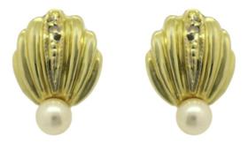 Brinco Formato Concha Shel Com Pérola E Diamante Ouro J24238 Brinco Formato Concha Shel Com Pérola E Diamante Ouro J24238