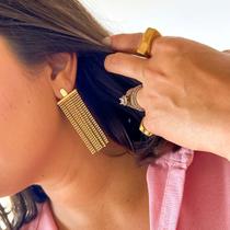 Brinco franjas mini esferas banhado a ouro 18k
