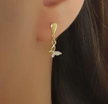 Brinco Gota com Borboleta Micro Zircônia Cristal Banhado a Ouro
