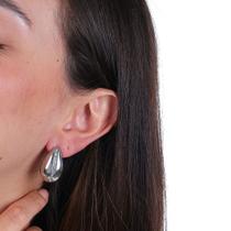 Brinco Gota com Pontos de Luz em Aço Inoxidável Prateado