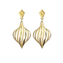Brinco Gota Dourado - Banhado em Ouro 18k Brinco Gota Dourado - Banhado em Ouro 18k