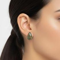 Brinco Gota em Resina Verde com Fecho Pino e Tarracha