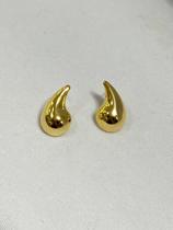 Brinco gota folheado